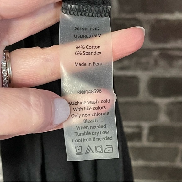 Universal Standard Geneva asymmetrical Dress black - Picture 6 of 7